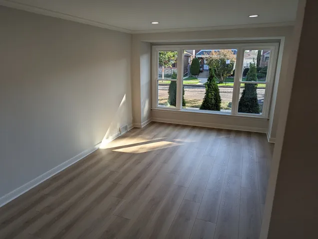 $219,900 | 8936 South Ridgeland Avenue, Chicago, IL 60617