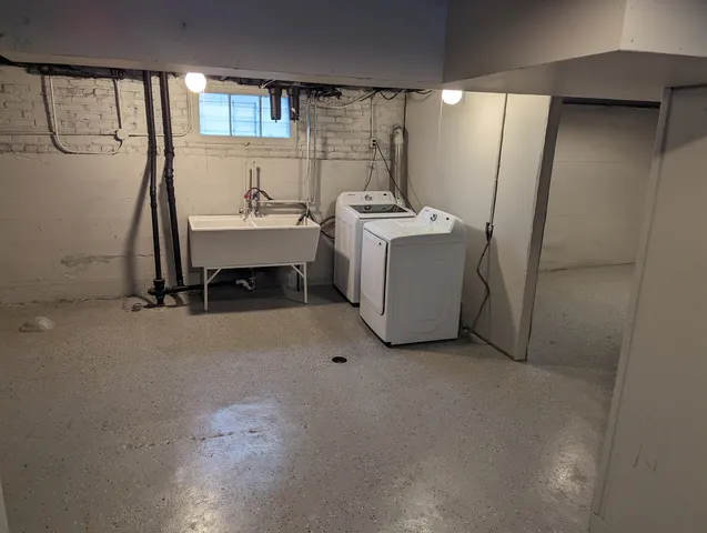 $219,900 | 8936 South Ridgeland Avenue, Chicago, IL 60617