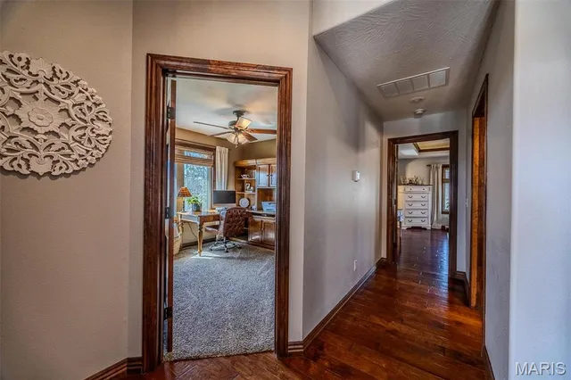 $635,000 | 959 Cobblestone Court, Lebanon, MO 65536