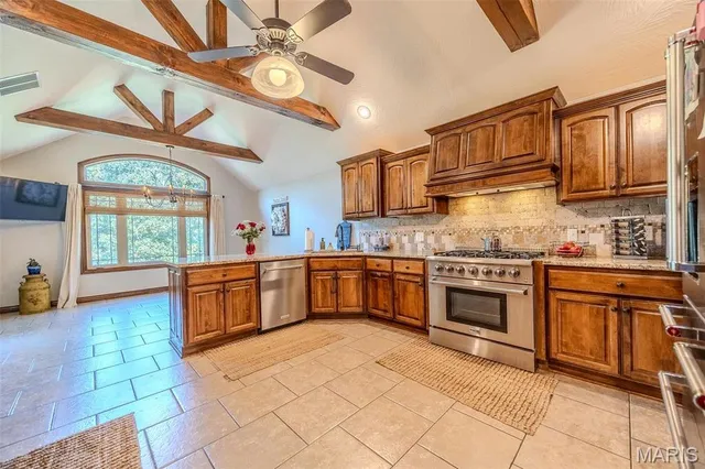 $635,000 | 959 Cobblestone Court, Lebanon, MO 65536