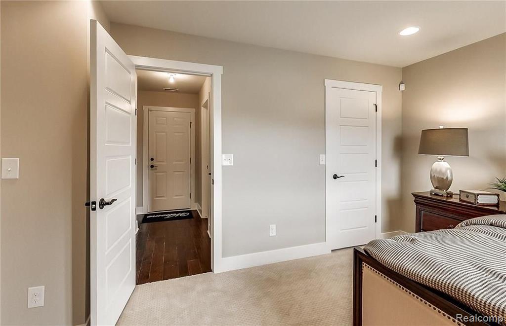 2864 Glenbar Circle Rochester, MI 48307 - Photo 24 of 26