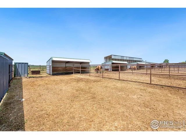 a view of a terrace view