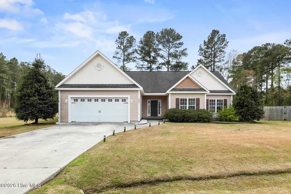 $269,900 | 321 Holly Grove Court West, Jacksonville, NC 28540