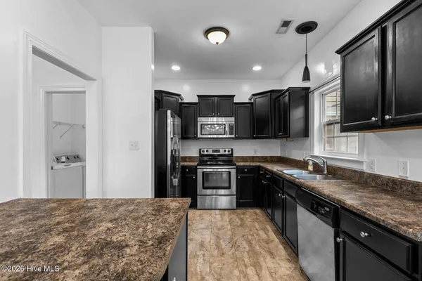 $269,900 | 321 Holly Grove Court West, Jacksonville, NC 28540