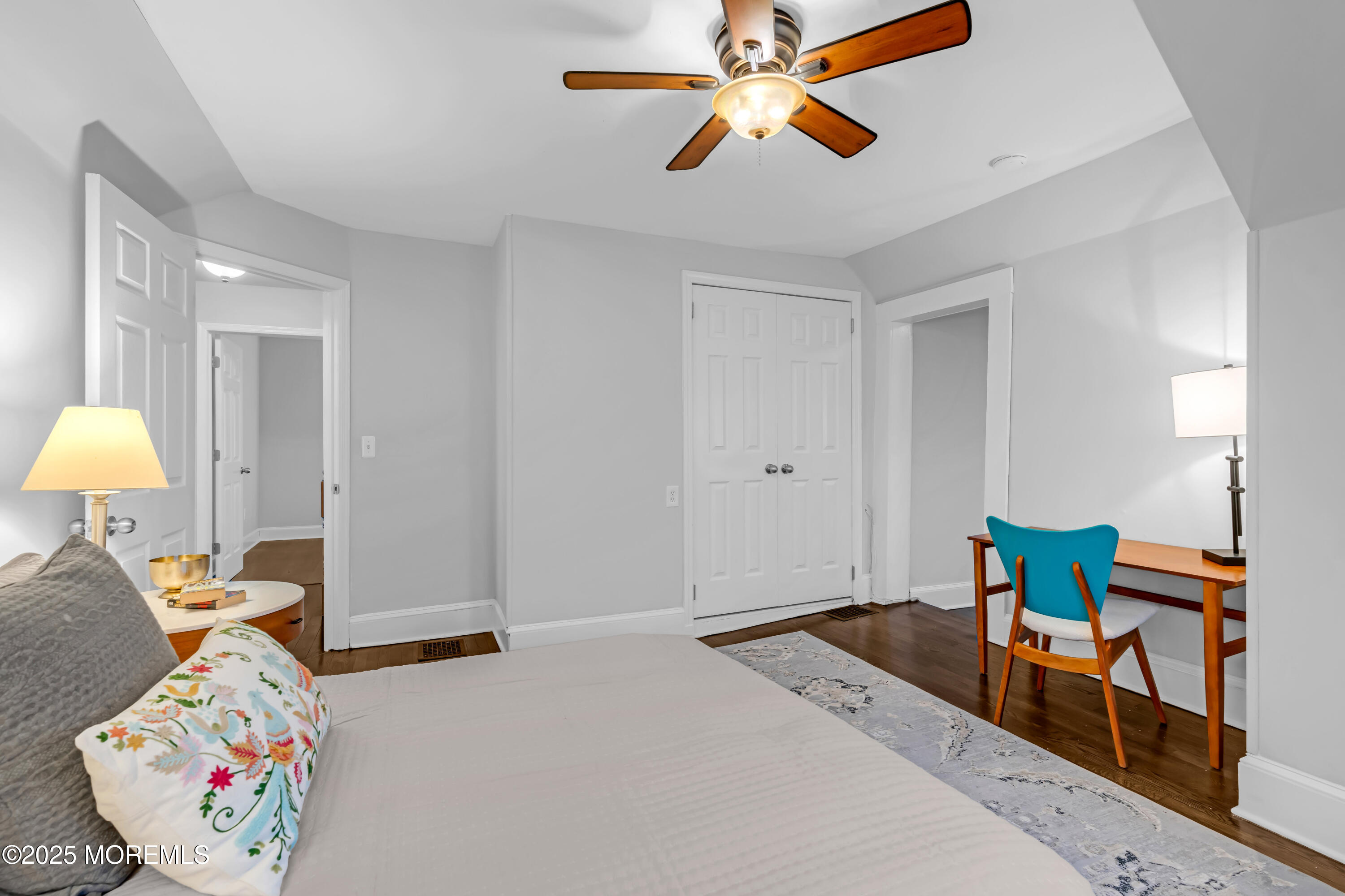 18 Middletown Avenue Atlantic Highlands, NJ 07716 - Photo 26 of 35 a living room with furniture and a table