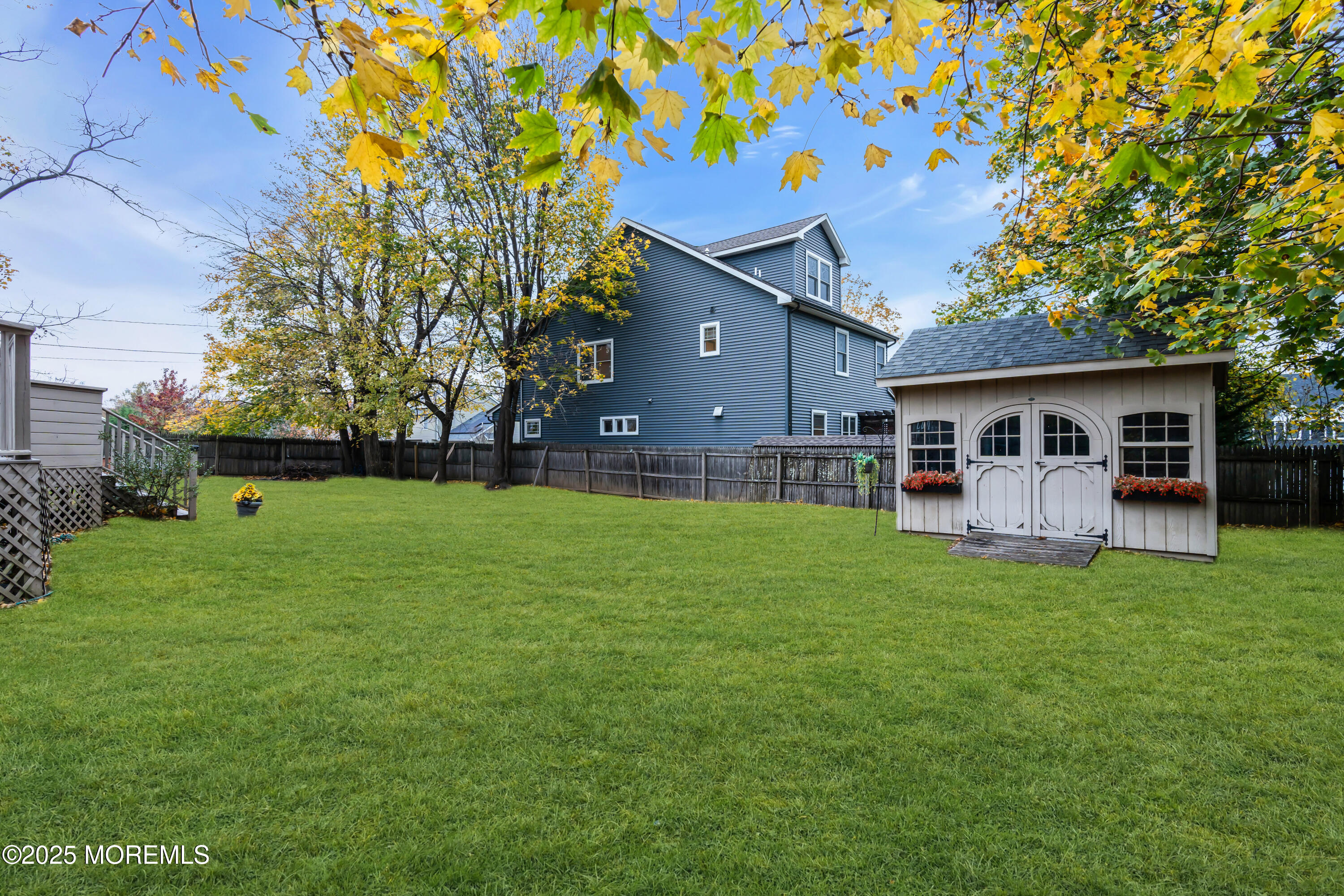 18 Middletown Avenue Atlantic Highlands, NJ 07716 - Photo 35 of 35 a front view of a house with garden