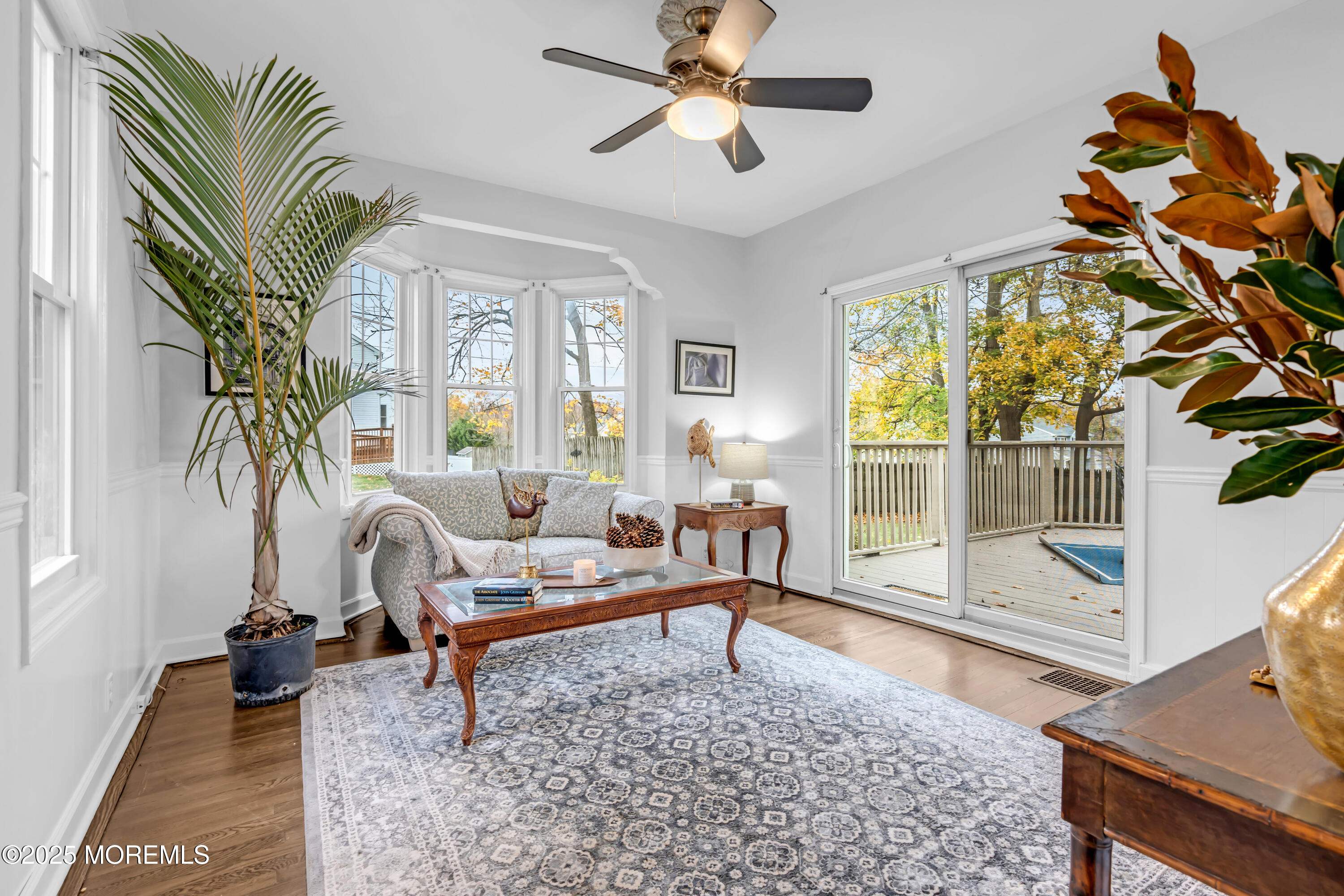 18 Middletown Avenue Atlantic Highlands, NJ 07716 - Photo 6 of 35 a living room with furniture and a potted plant