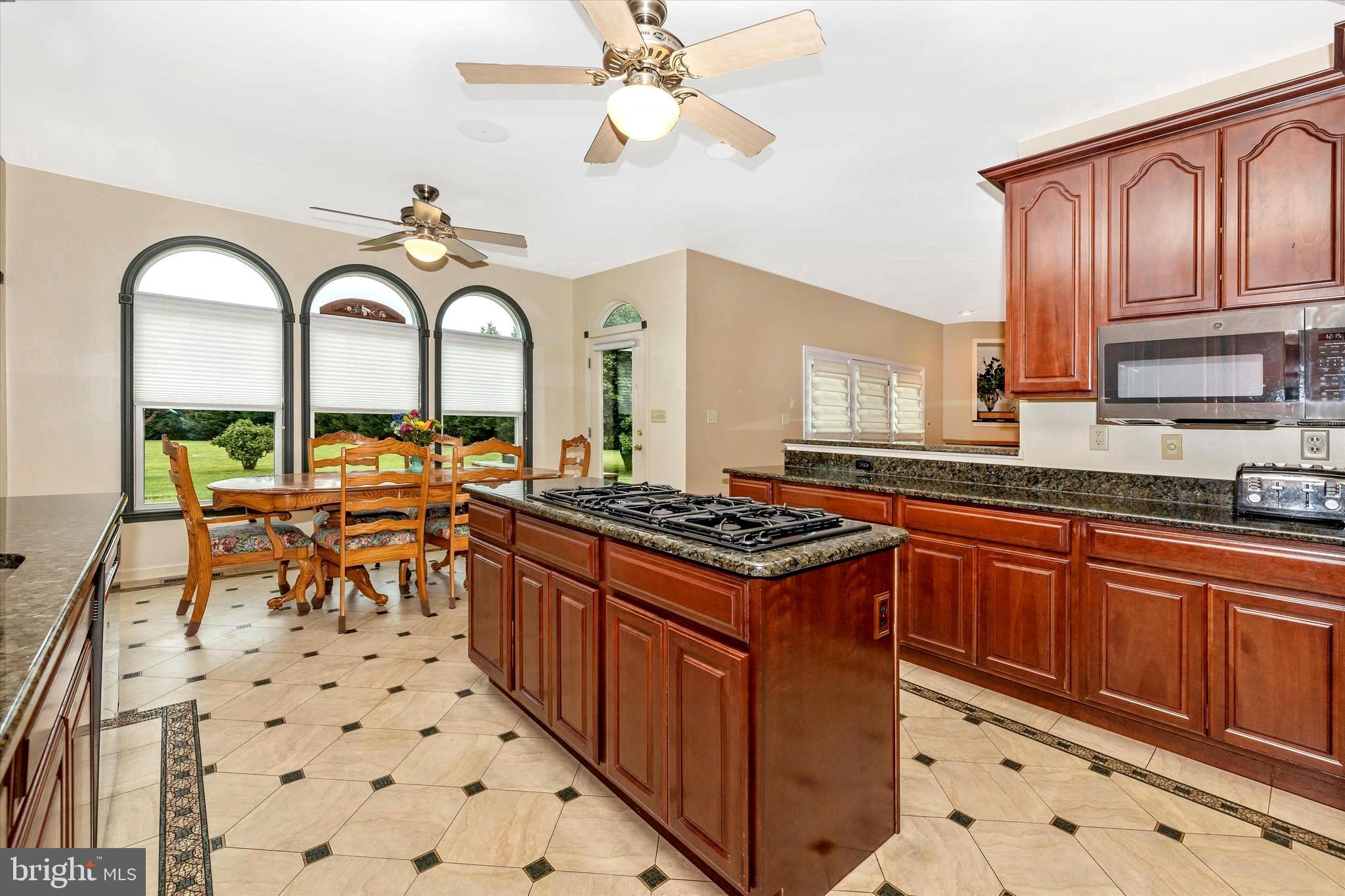 13336 Jimtown Road Thurmont, MD 21788 - Photo 21 of 50 Kitchen