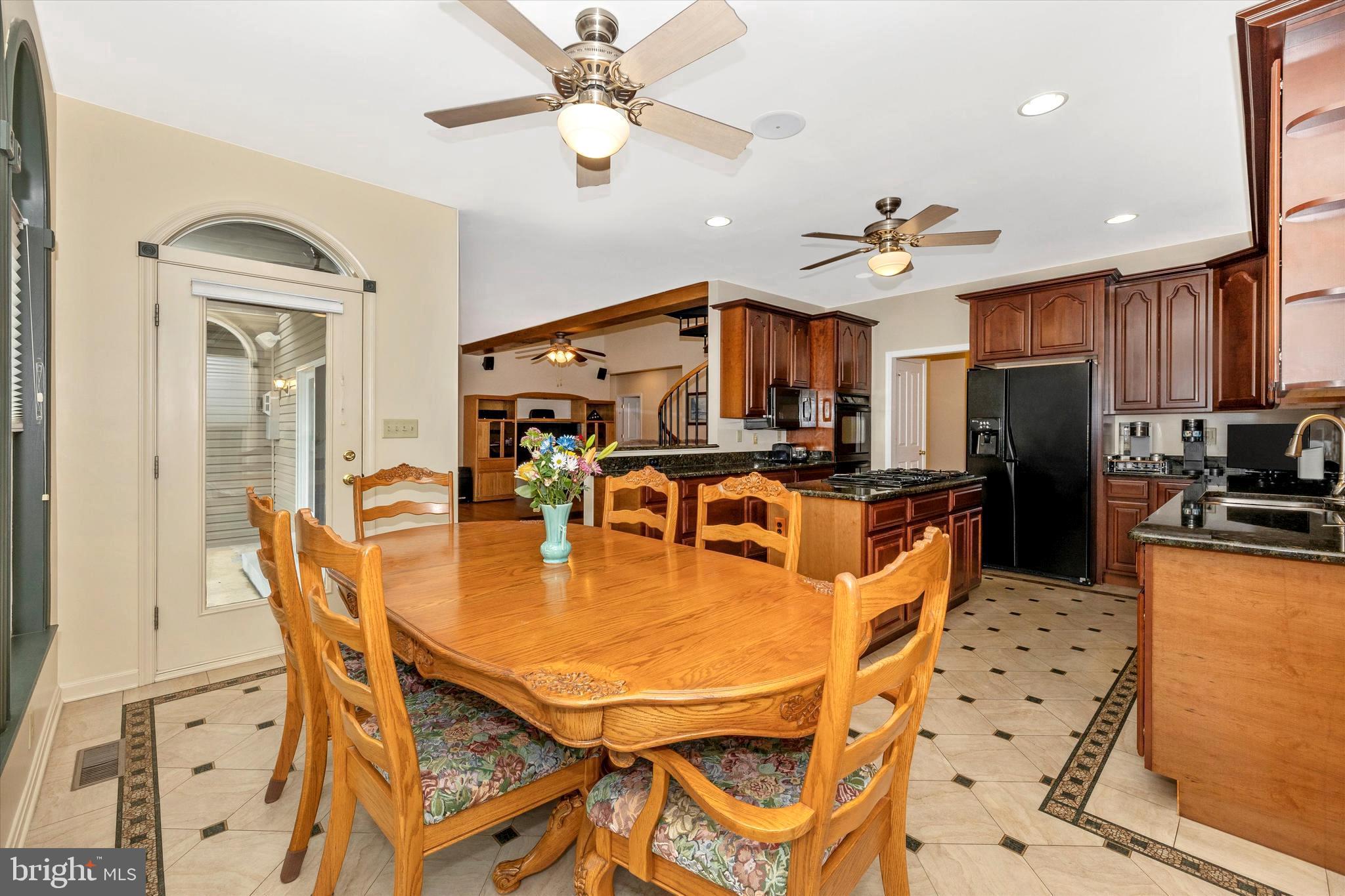 13336 Jimtown Road Thurmont, MD 21788 - Photo 24 of 50 Dining area looking towards Kitchen