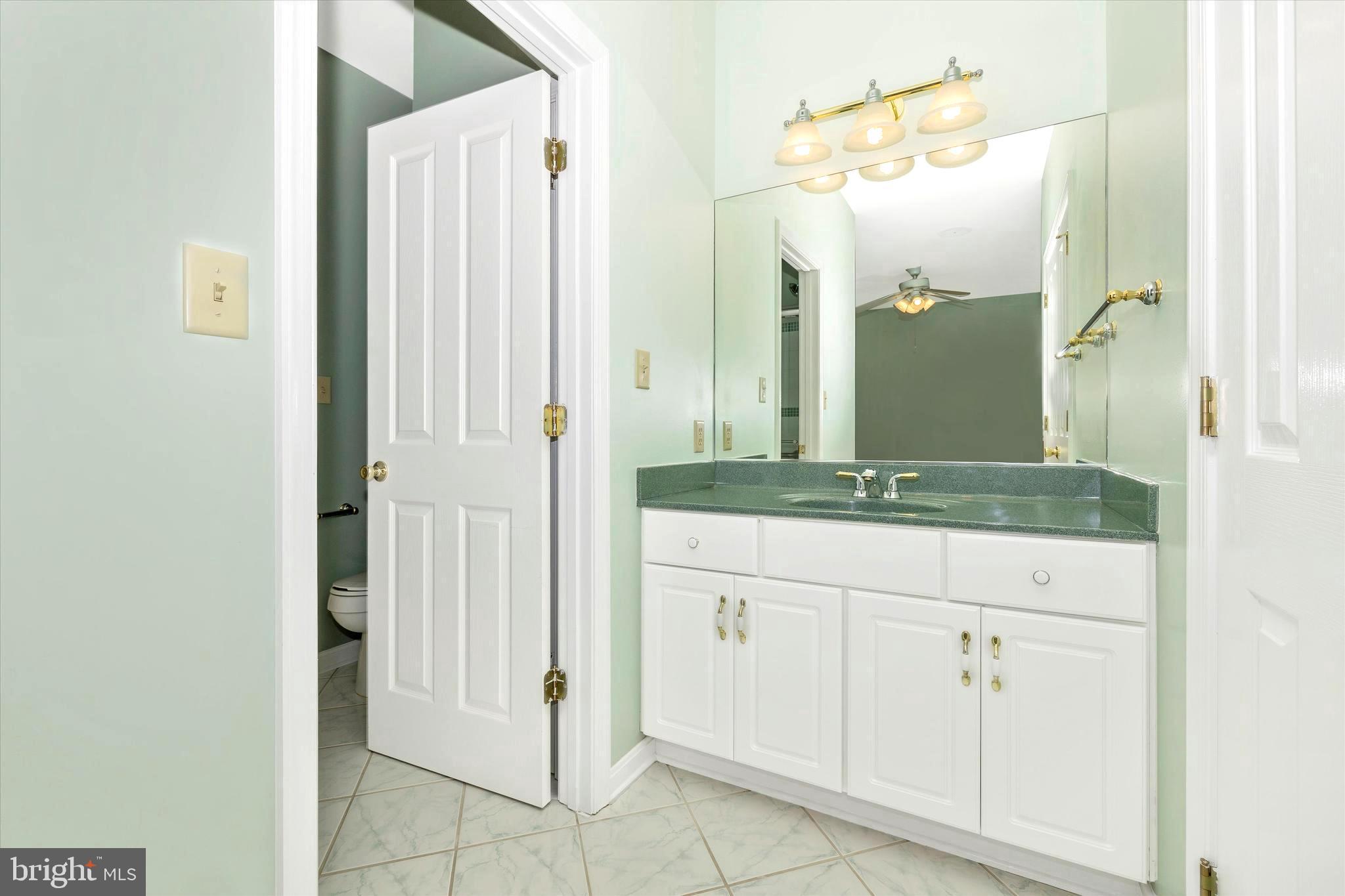 13336 Jimtown Road Thurmont, MD 21788 - Photo 38 of 50 2nd bathroom / shower - main level