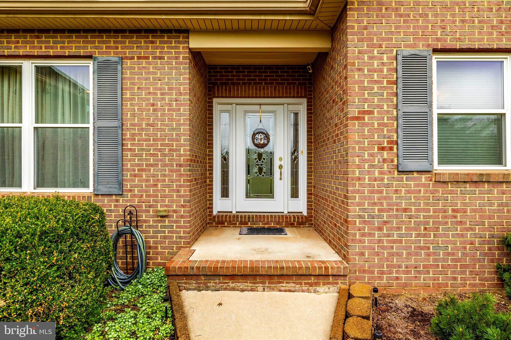13336 Jimtown Road Thurmont, MD 21788 - Photo 7 of 50 Front entrance