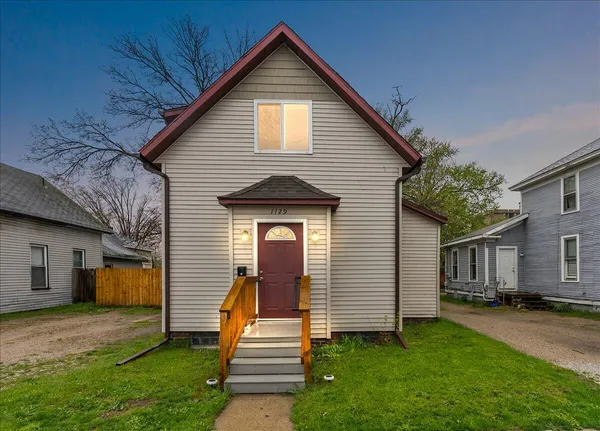 $215,000 | 1129 Sanford Street, Muskegon, MI 49440