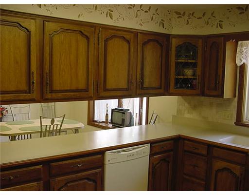 4672 New Castle Road New Wilmington, PA 16142 - Photo 7 of 18 Kitchen.