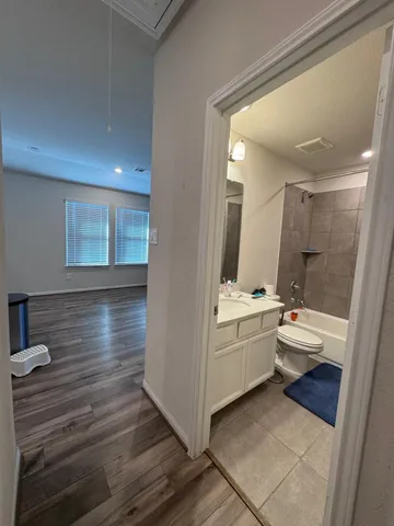 $325,000 | 17605 Rosette Grass, Conroe, TX 77385