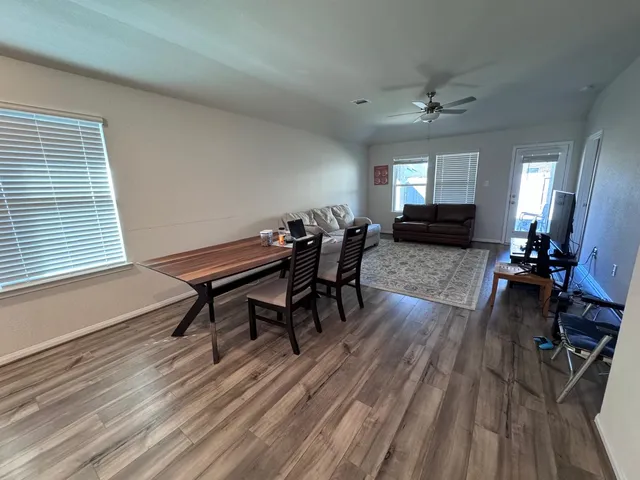 $325,000 | 17605 Rosette Grass, Conroe, TX 77385