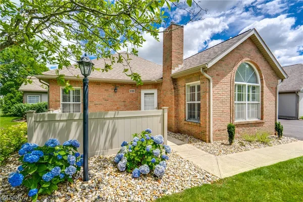 $230,000 | 230 Whippoorwill Lane, Mansfield, OH 44906
