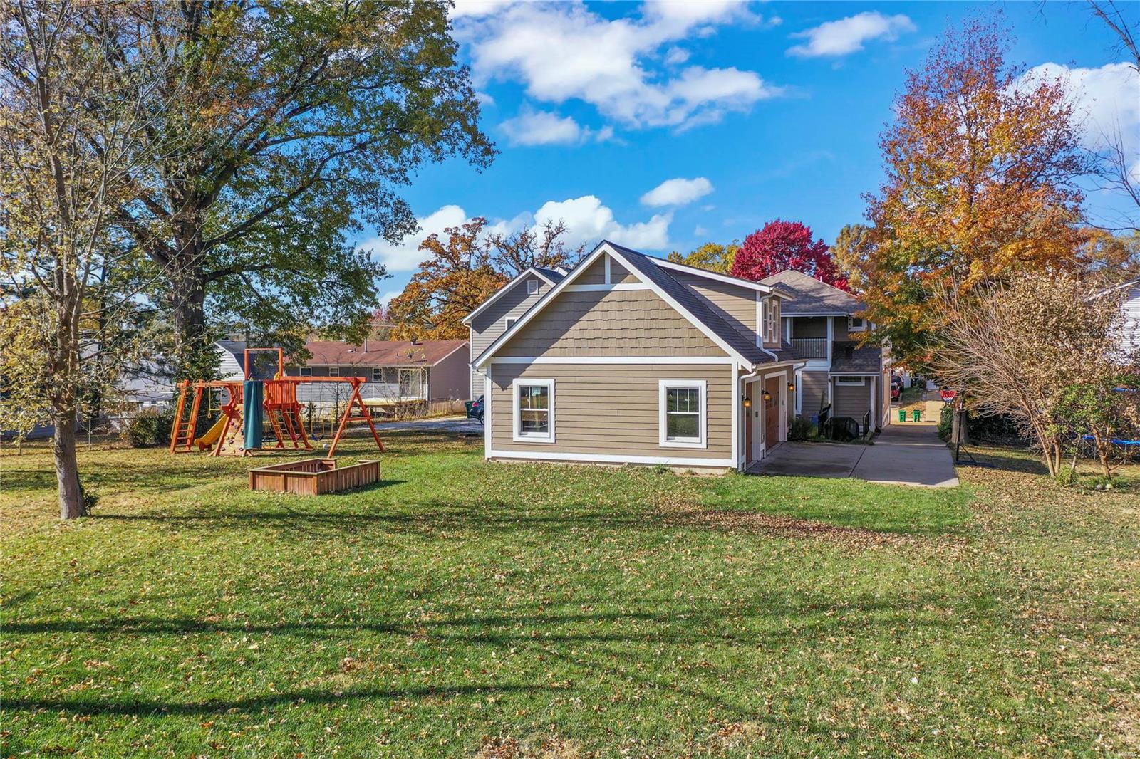 2512 Bremerton Road St. Louis, MO 63144 - Photo 3 of 43