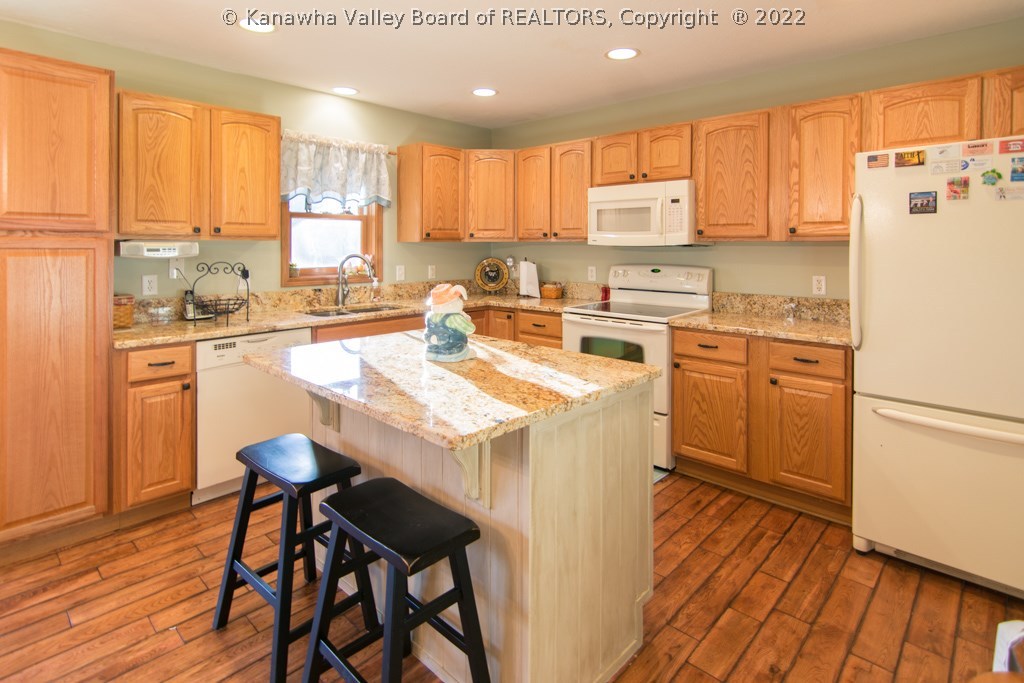 752 West View Drive Ripley, WV 25271 - Photo 11 of 29 Gallery Image 11