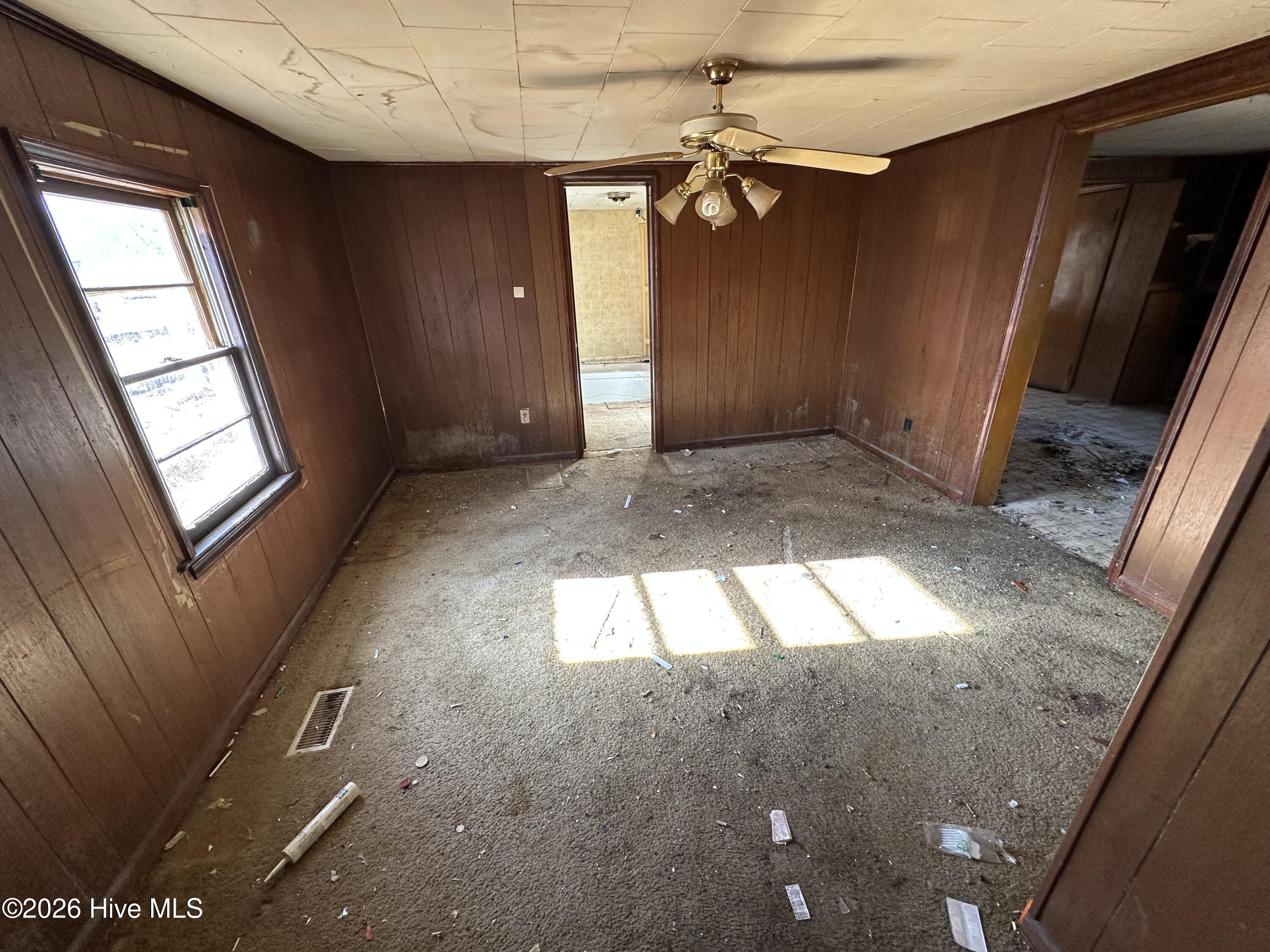 10281 Gibson Road Laurel Hill, NC 28351 - Photo 4 of 9 IMG_1707