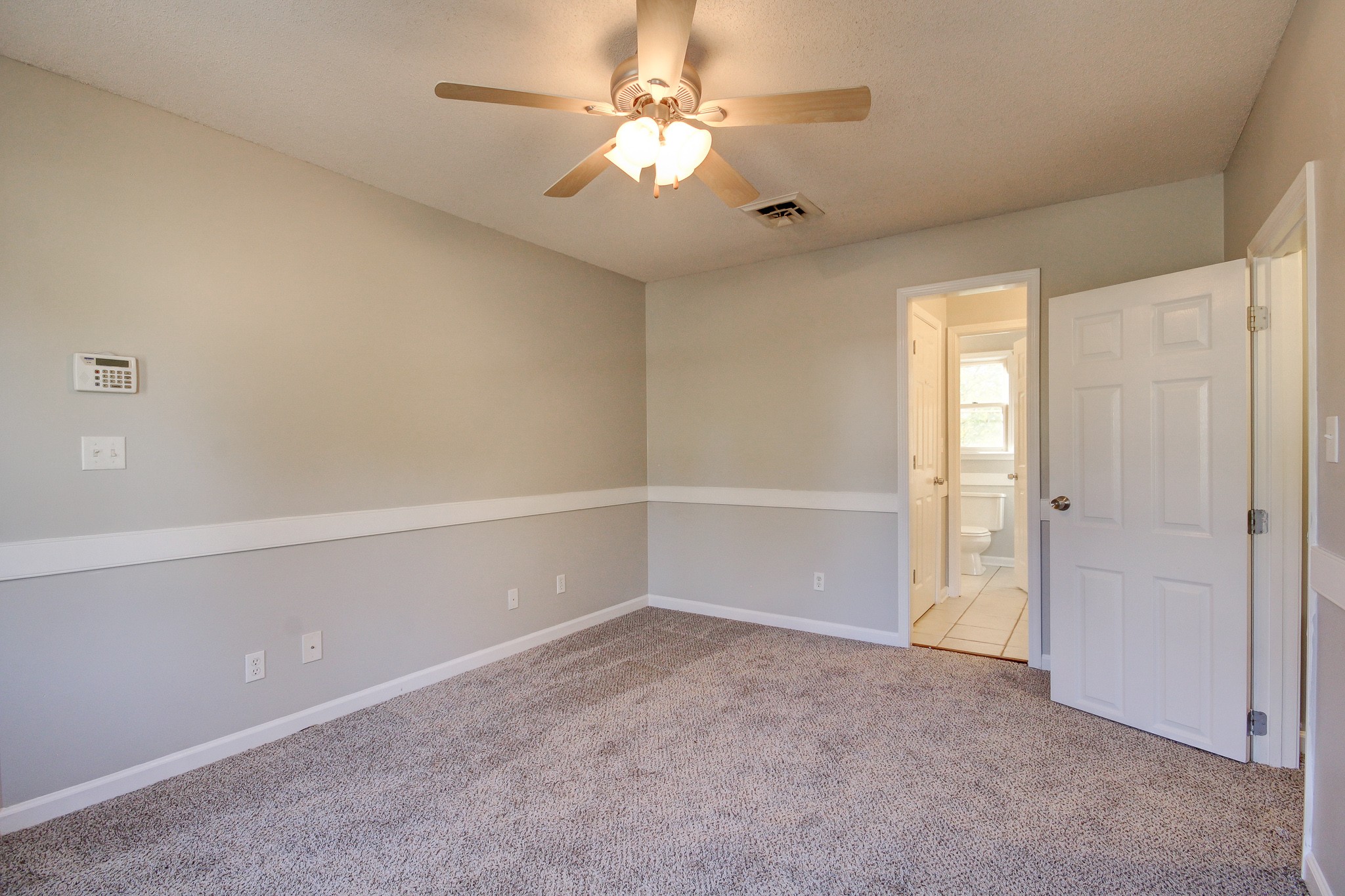 1358 West Rhett Butler Road Clarksville, TN 37042 - Photo 24 of 30 Gallery Image 24