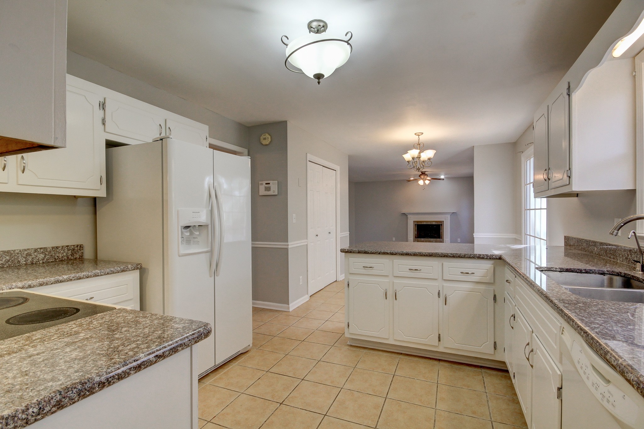1358 West Rhett Butler Road Clarksville, TN 37042 - Photo 9 of 30 Gallery Image 9