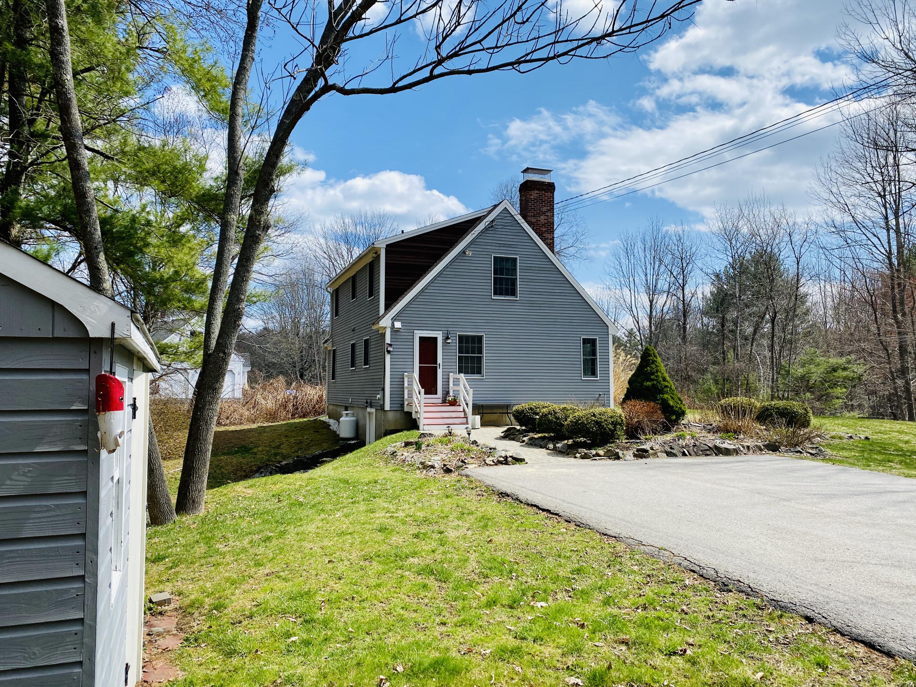 81 Bartlett Road Kittery, ME 03905 - Photo 1 of 46 IMG-2434