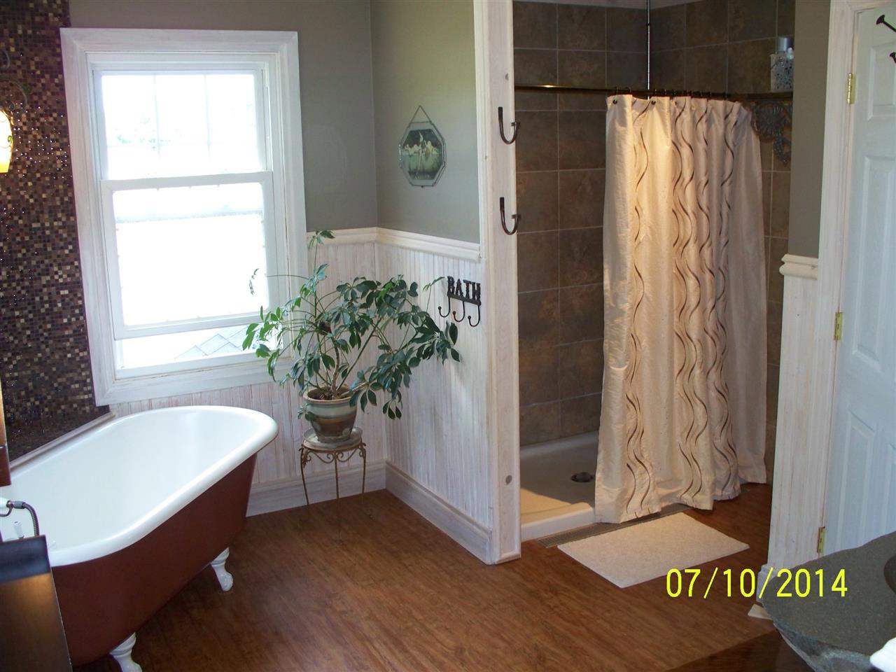 8876 East Bahle Road Suttons Bay, MI 49682 - Photo 32 of 53 1787700-31.JPG