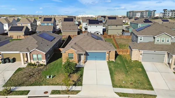 $299,900 | 261 Madrid, Kyle, TX 78640