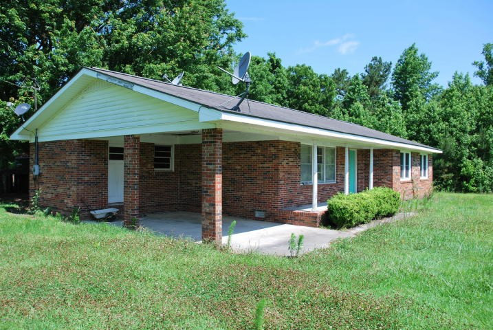 651 Middle Road Trenton, NC 28585 - Photo 3 of 28 Gallery Image 3