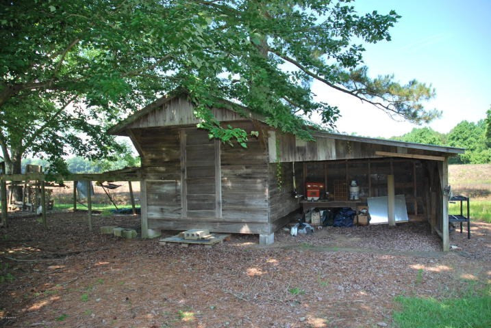 651 Middle Road Trenton, NC 28585 - Photo 7 of 28 Gallery Image 7