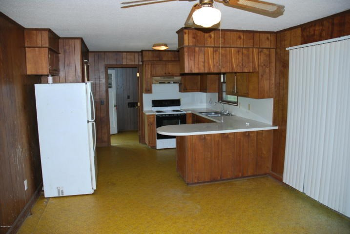 651 Middle Road Trenton, NC 28585 - Photo 9 of 28 Gallery Image 9