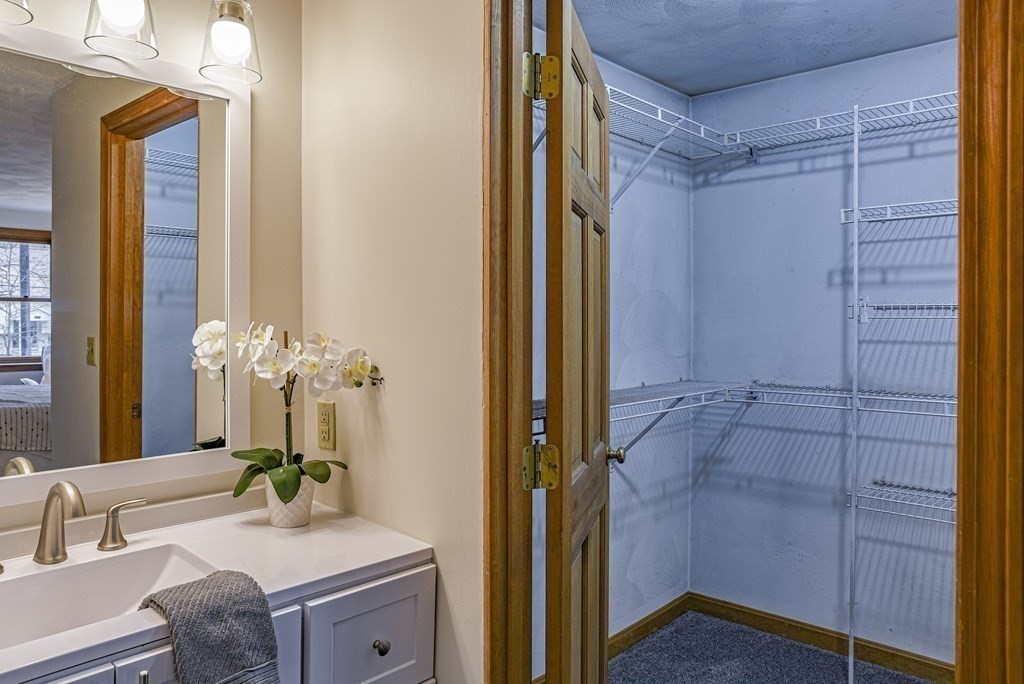 44 Parkerville Road Chelmsford, MA 01824 - Photo 14 of 27 Gallery Image 14