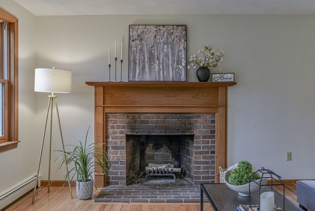44 Parkerville Road Chelmsford, MA 01824 - Photo 5 of 27 Gallery Image 5
