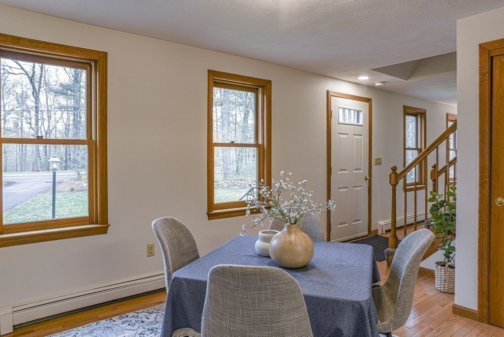 44 Parkerville Road Chelmsford, MA 01824 - Photo 8 of 27 Gallery Image 8