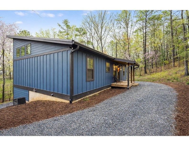 130 Orbit Lane Ellijay, GA 30540 - Photo 2 of 44