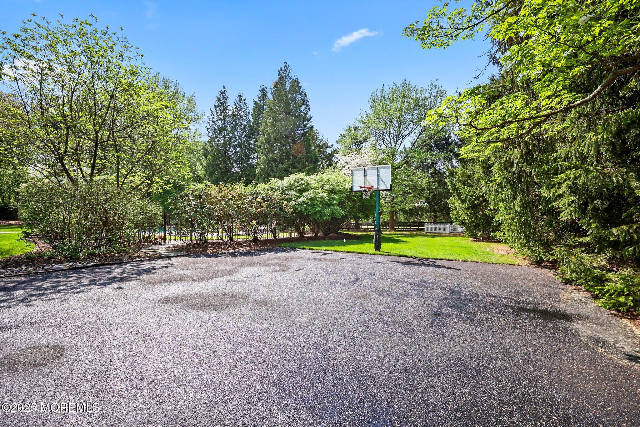 432 Tennent Road Morganville, NJ 07751 - Photo 70 of 73 Turn around Driveway