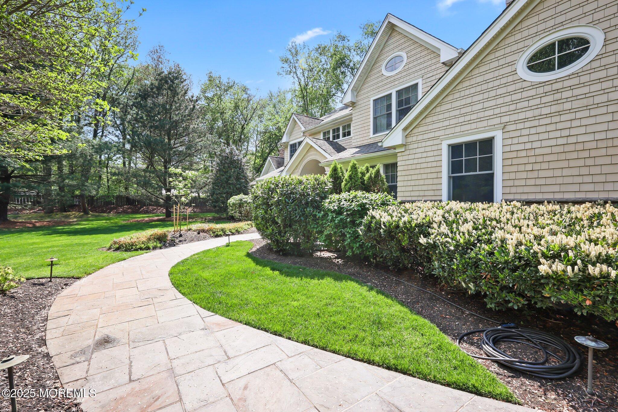 432 Tennent Road Morganville, NJ 07751 - Photo 8 of 73 Bluestone Walk
