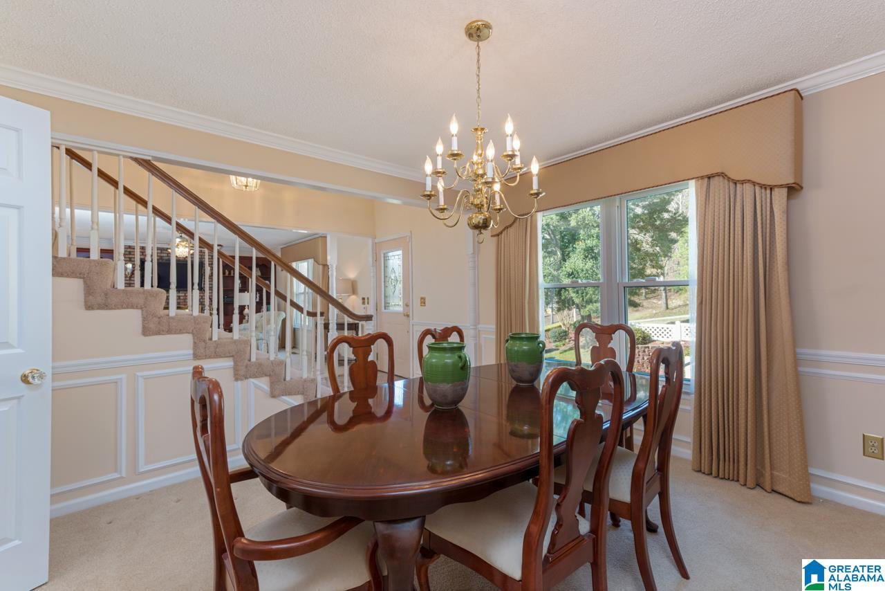 1808 Hamilton Road Pelham, AL 35124 - Photo 4 of 47