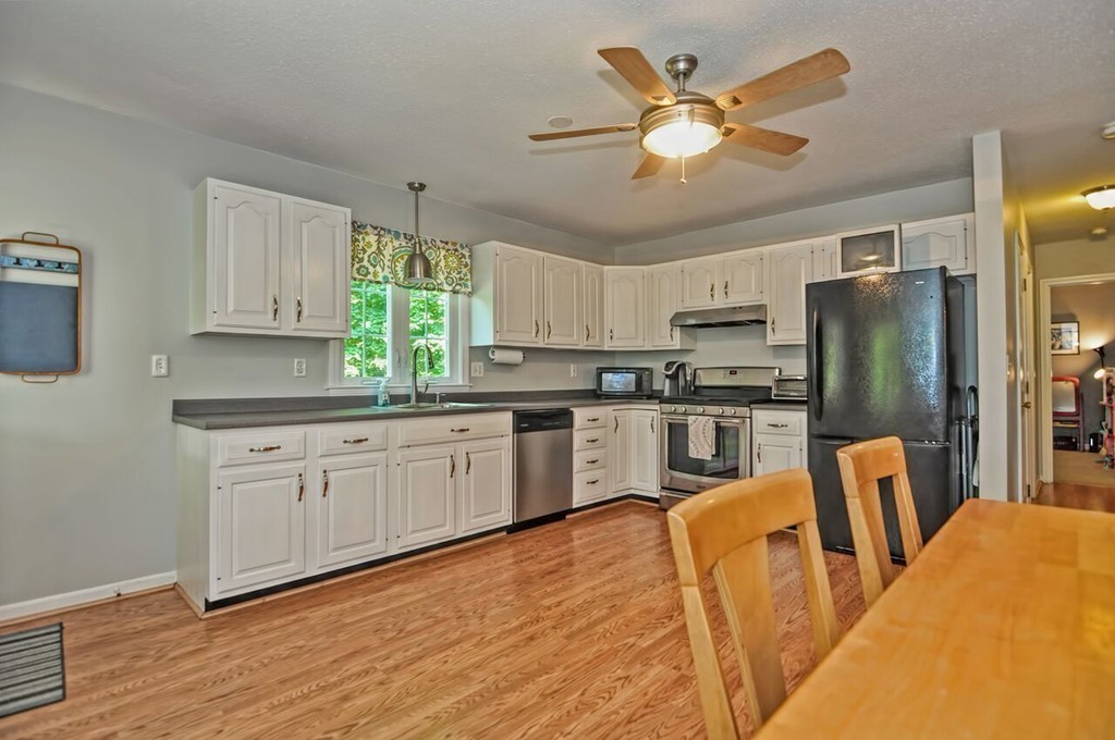 72 Bay Road Norton, MA 02766 - Photo 10 of 29 Gallery Image 10