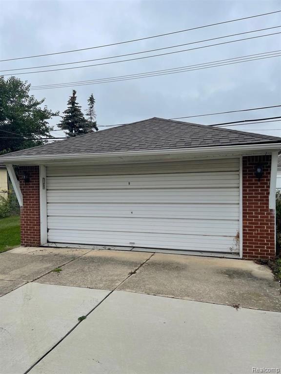 9691 Rosedale Boulevard Allen Park, MI 48101 - Photo 2 of 12
