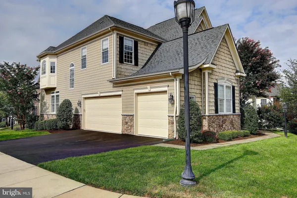$5,000 | 19124 Caddy Court, Leesburg, VA 20176