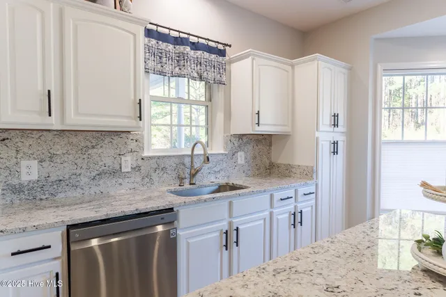 $385,000 | 107 Bayview Drive, Merritt, NC 28556