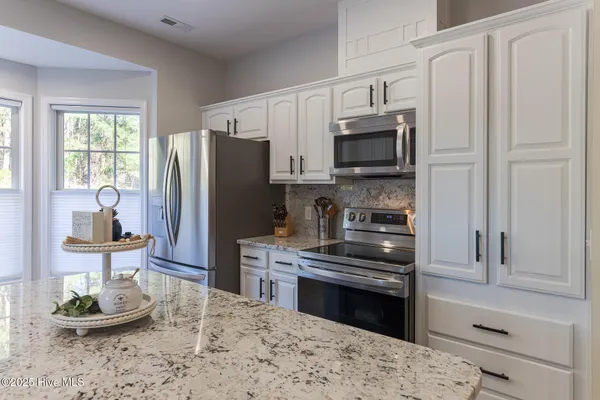 $385,000 | 107 Bayview Drive, Merritt, NC 28556