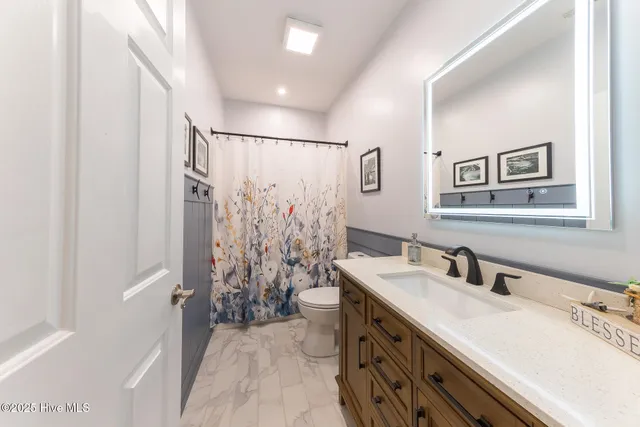 $385,000 | 107 Bayview Drive, Merritt, NC 28556