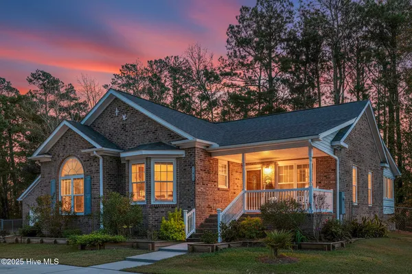 $385,000 | 107 Bayview Drive, Merritt, NC 28556