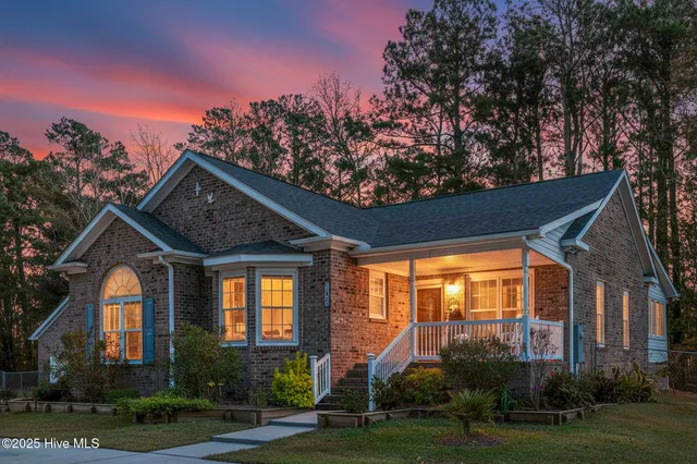 $385,000 | 107 Bayview Drive, Merritt, NC 28556