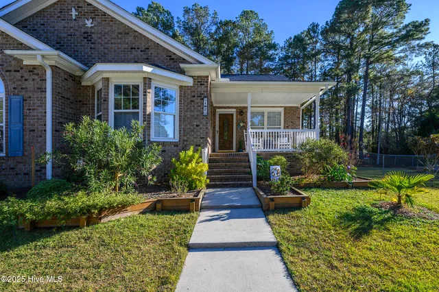 $385,000 | 107 Bayview Drive, Merritt, NC 28556