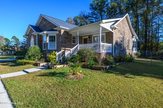 $385,000 | 107 Bayview Drive, Merritt, NC 28556