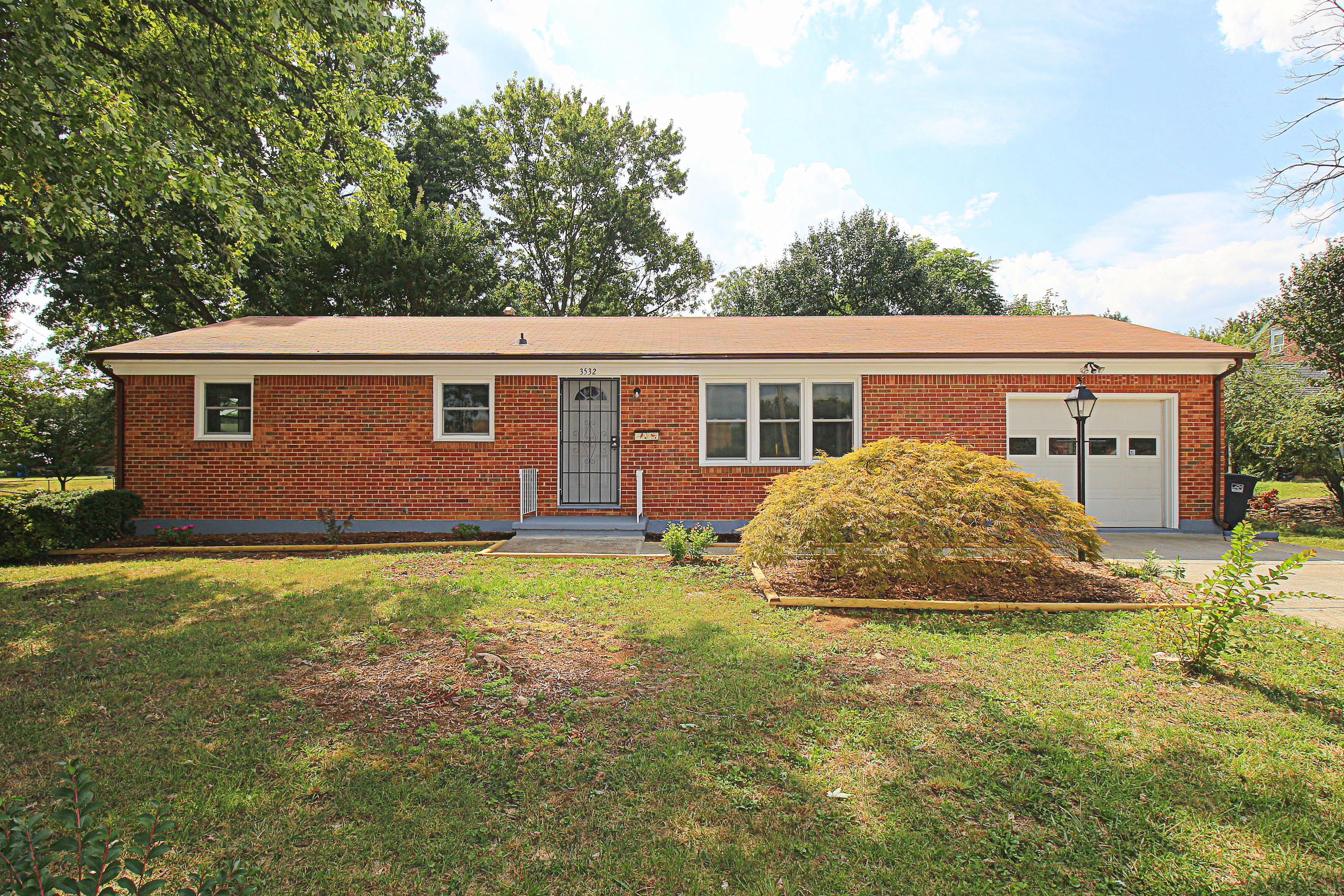 3532 Cove Road Roanoke, VA 24017 - Photo 1 of 40 Front Of Home