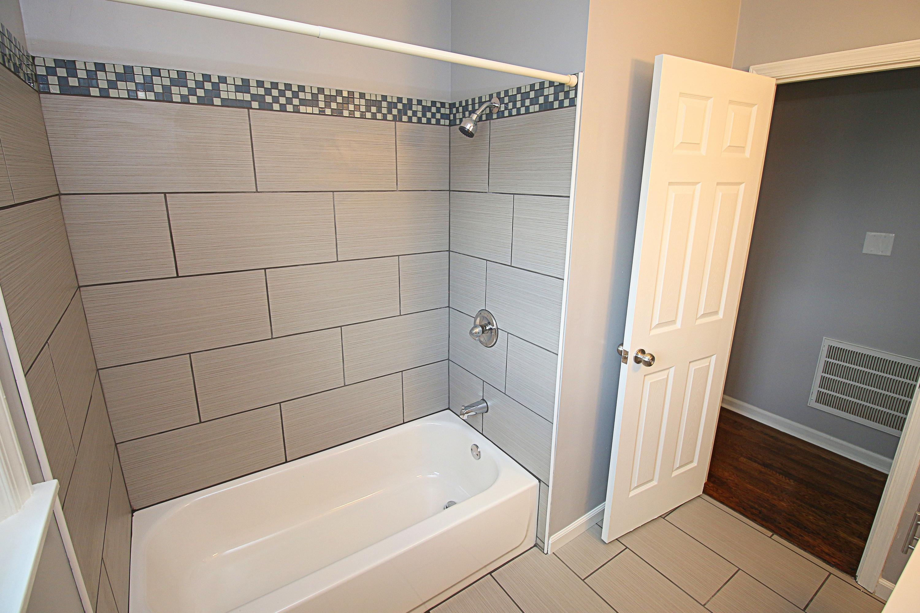 3532 Cove Road Roanoke, VA 24017 - Photo 16 of 40 IMG_3139